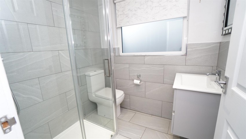 Images for Brackendale Grove, Thackley, Bradford