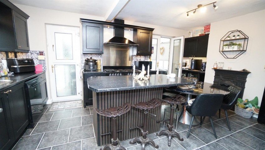 Images for Pellon Terrace, Idle/Thackley Bradford