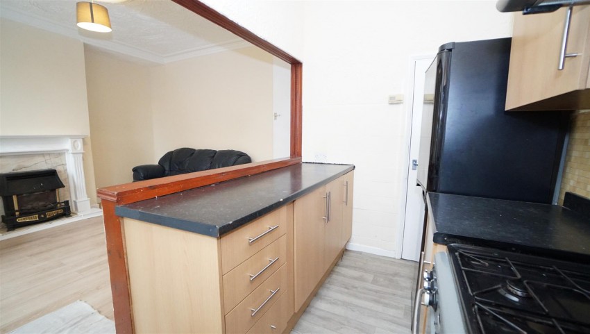Images for Woodside Avenue, Kirkstall
