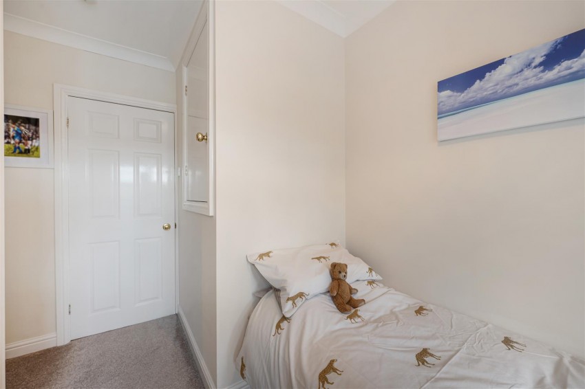 Images for Sorrin Close, Idle, Bradford