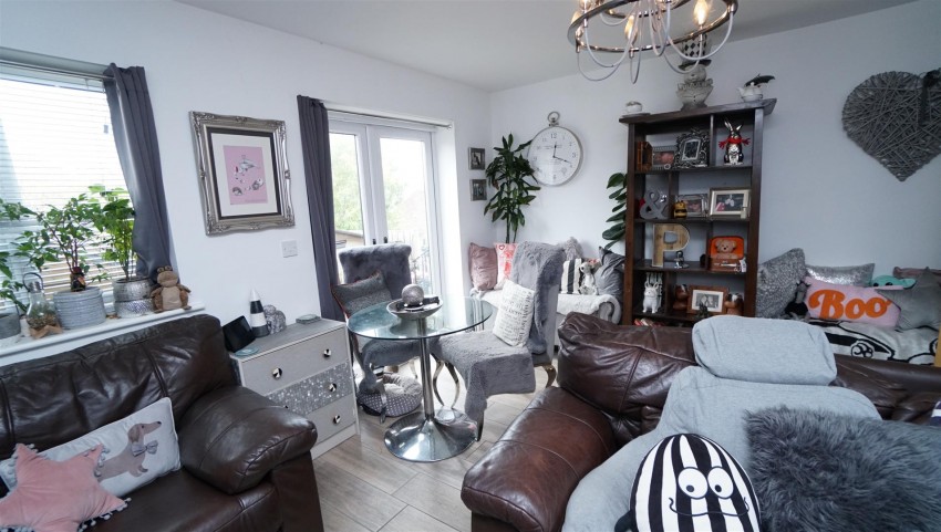 Images for Hutton Terrace, Eccleshill, Bradford