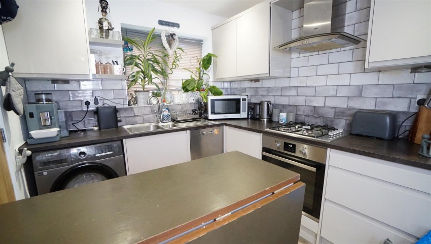 Images for Hutton Terrace, Eccleshill, Bradford