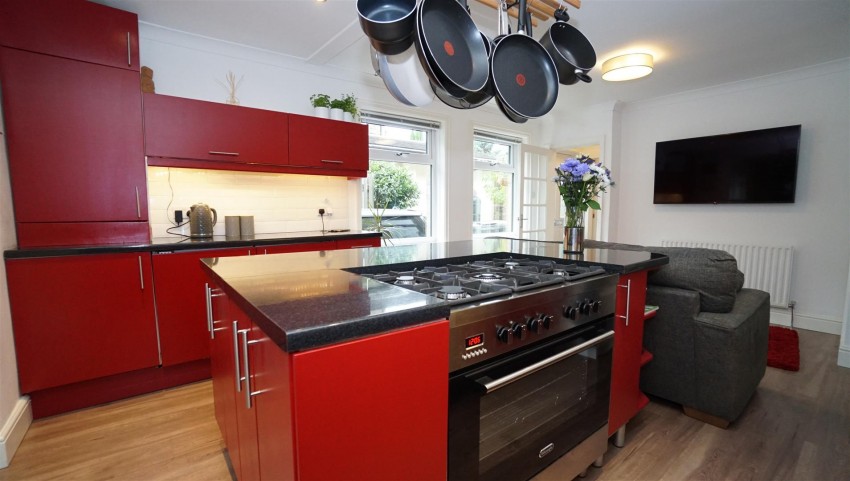 Images for Low Ash Drive, Wrose, Shipley