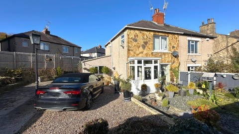 View Full Details for Ley Fleaks Road, Idle, Bradford