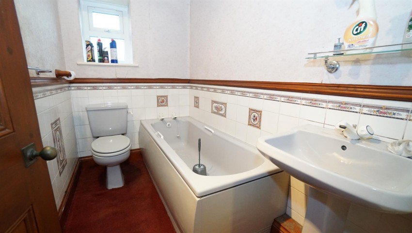 Images for Towngate, Wrose, Shipley