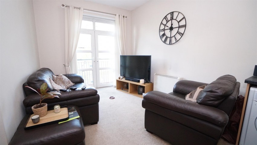 Images for Brackendale, Thackley, Bradford