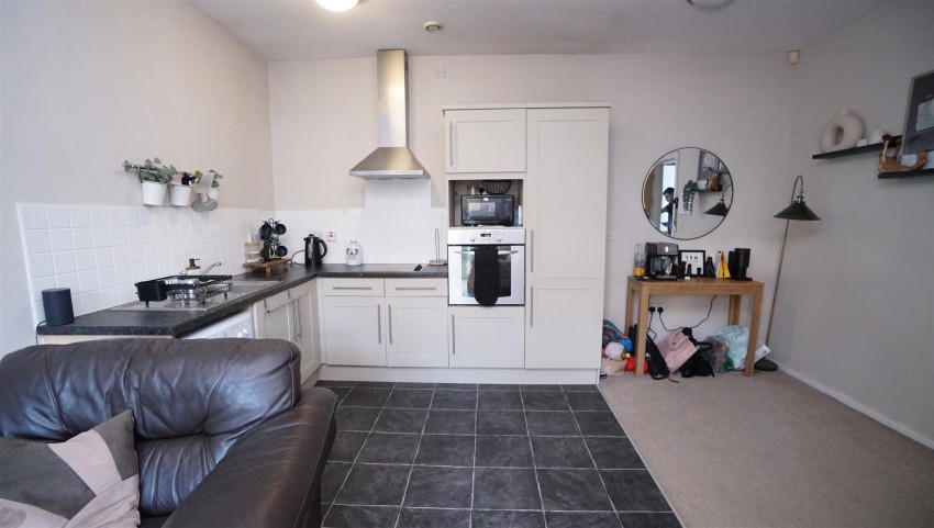 Images for Brackendale, Thackley, Bradford