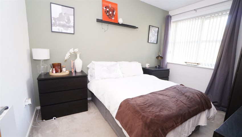 Images for Brackendale, Thackley, Bradford