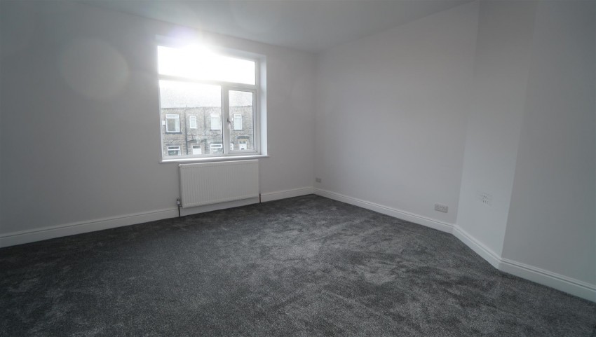 Images for Fourlands Road, Idle, Bradford