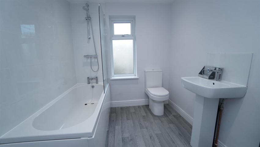 Images for Fourlands Road, Idle, Bradford