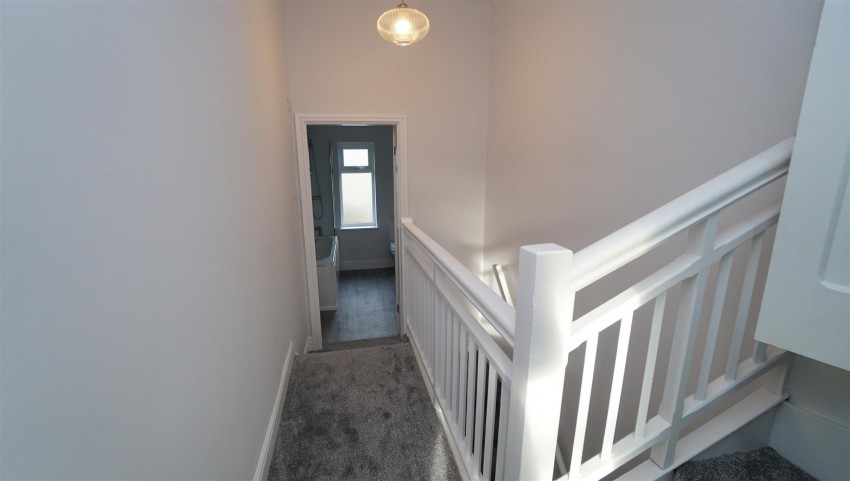 Images for Fourlands Road, Idle, Bradford