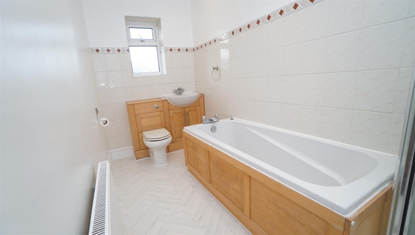 Images for Mount Avenue, Eccleshill, Bradford