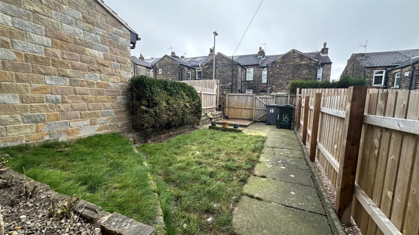 Images for Mount Avenue, Eccleshill, Bradford