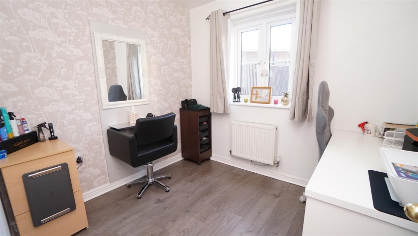 Images for Brander Close, Idle, Bradford