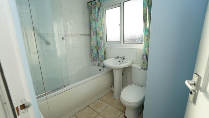 Images for Santa Monica Grove, Idle, Bradford