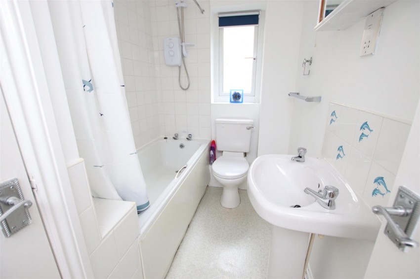 Images for Nialls Court, Thackley, Bradford