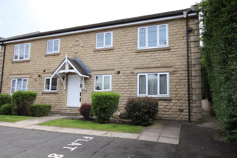 Nialls Court, Thackley, Bradford