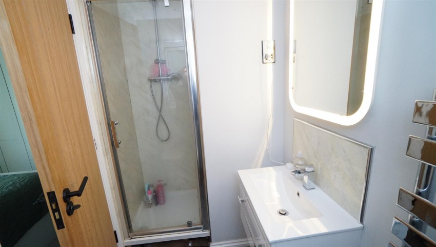 Images for Greencroft Close, Idle, Bradford