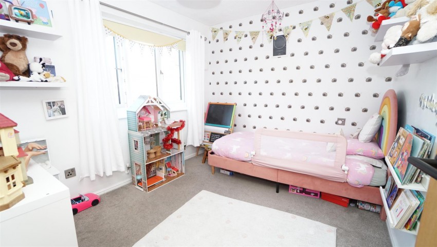 Images for Greencroft Close, Idle, Bradford