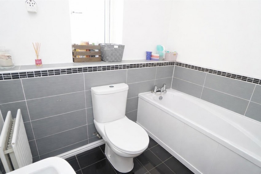 Images for Greencroft Close, Idle, Bradford