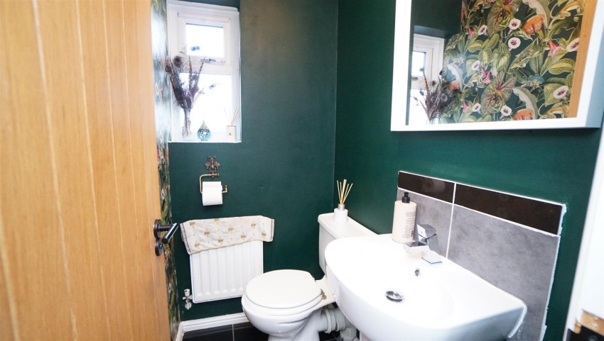 Images for Greencroft Close, Idle, Bradford