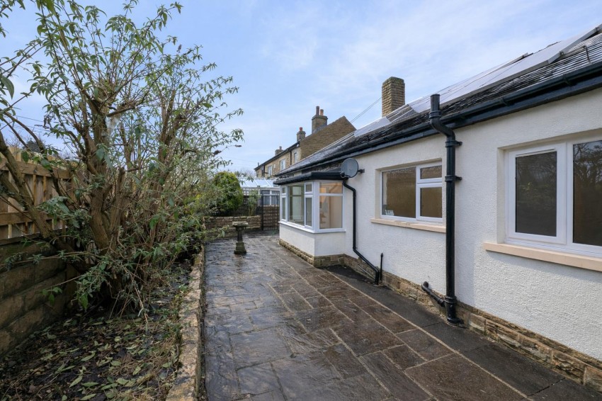 Images for Leeds Road, Thackley, Bradford