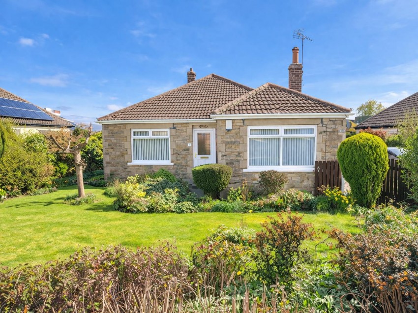 Images for Briarfield Close, Idle, Bradford