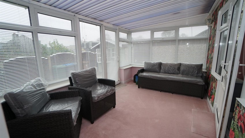 Images for Briarfield Close, Idle, Bradford