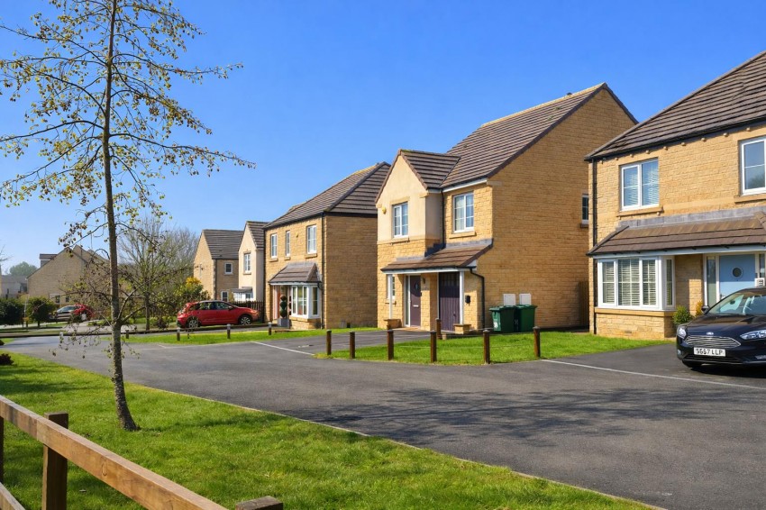 Images for Sandhill Fold, Idle, Bradford