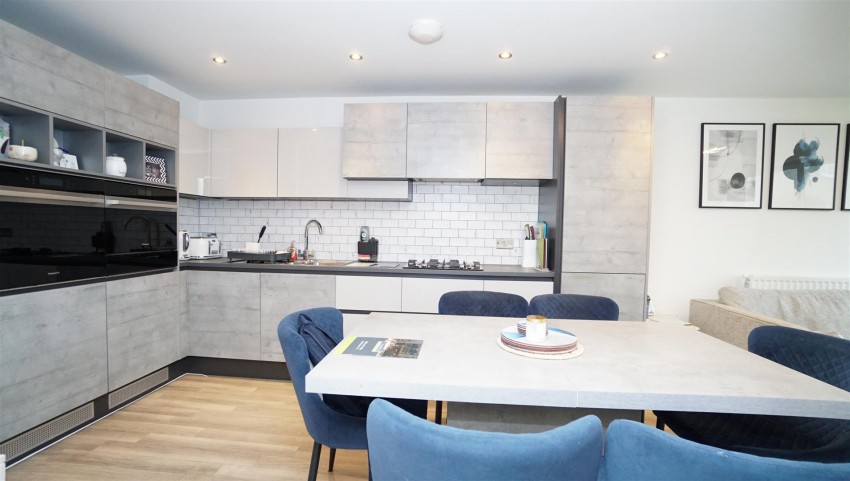 Images for Sandhill Fold, Idle, Bradford