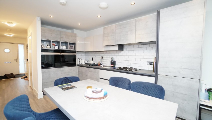 Images for Sandhill Fold, Idle, Bradford