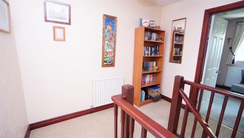 Images for Martindale Close, Eccleshill, Bradford