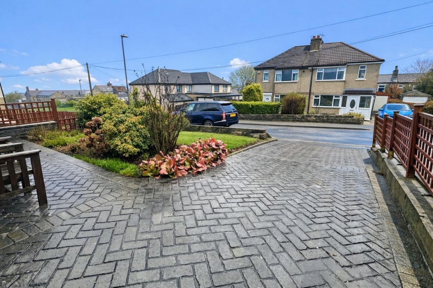 Images for Wood View Drive, Eccleshill, Bradford