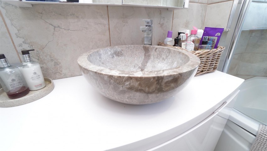 Images for Santa Monica Crescent, Idle, Bradford