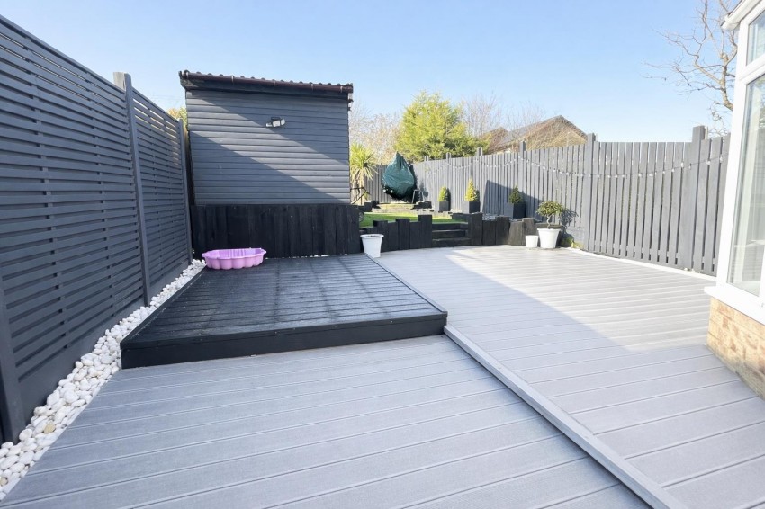 Images for Santa Monica Crescent, Idle, Bradford