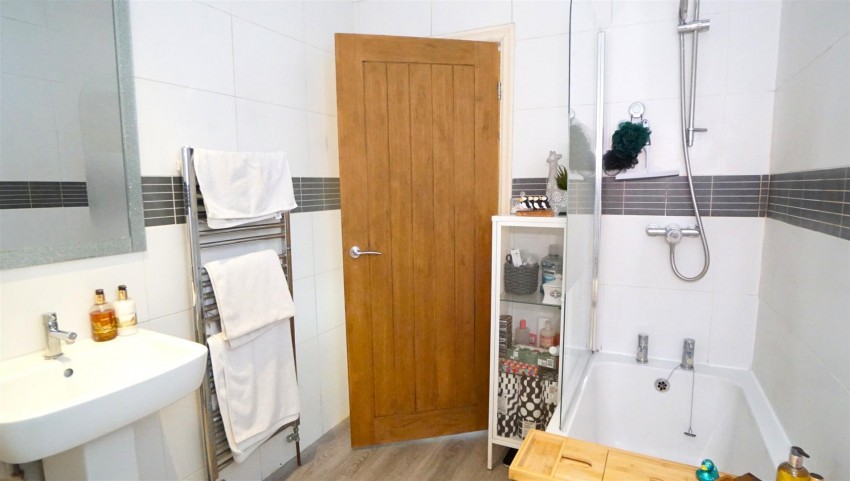 Images for Fourlands Road, Idle,  Bradford