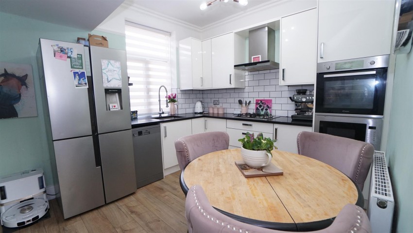 Images for Fourlands Road, Idle,  Bradford