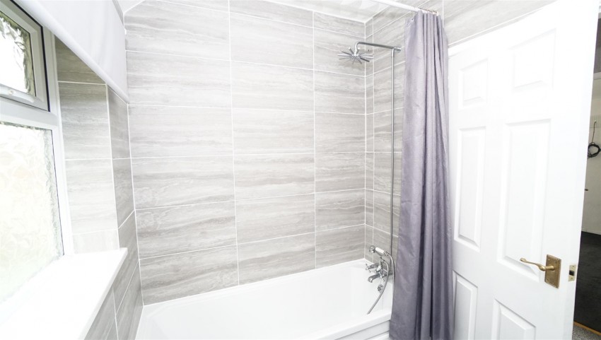 Images for Orchard Grove, Thorpe Edge, Bradford