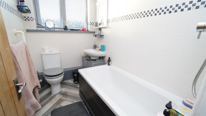 Images for Everest Avenue, Wrose, Shipley