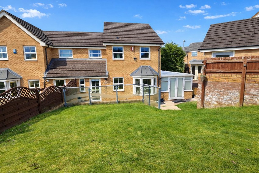 Images for Straw View, Cote Farm, Bradford