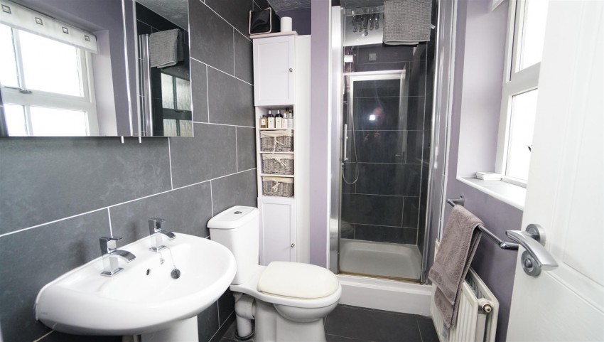 Images for Straw View, Cote Farm, Bradford