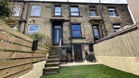 View Full Details for Highfield Road, Idle, Bradford