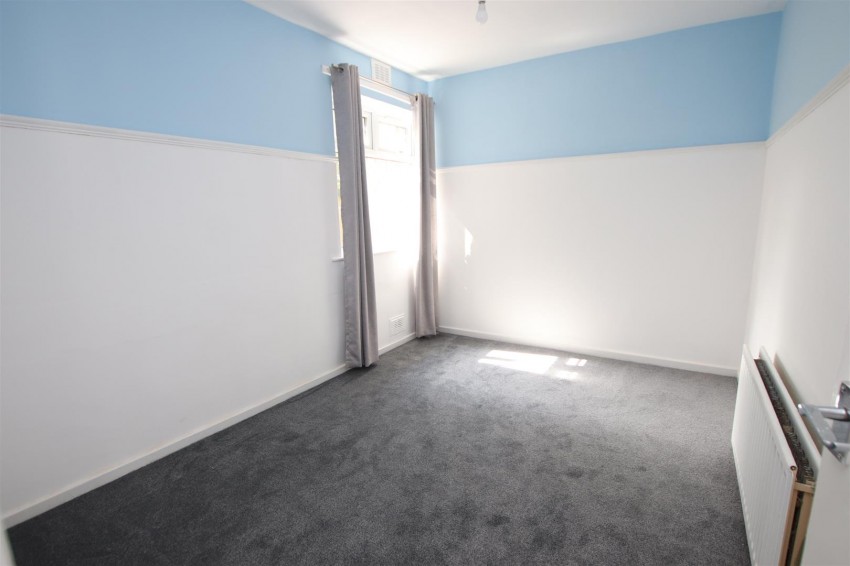 Images for Roundwood Glen, Bradford