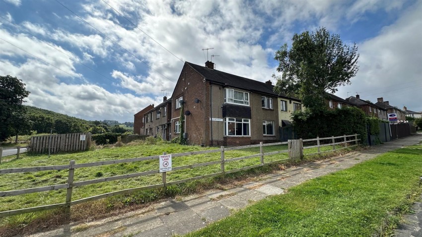 Images for Roundwood Glen, Bradford