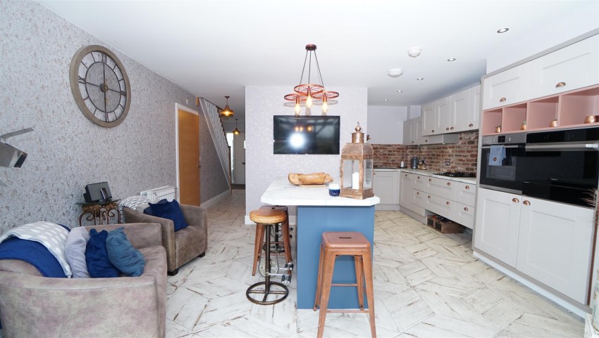 Images for Sandhill Fold, Idle, Bradford