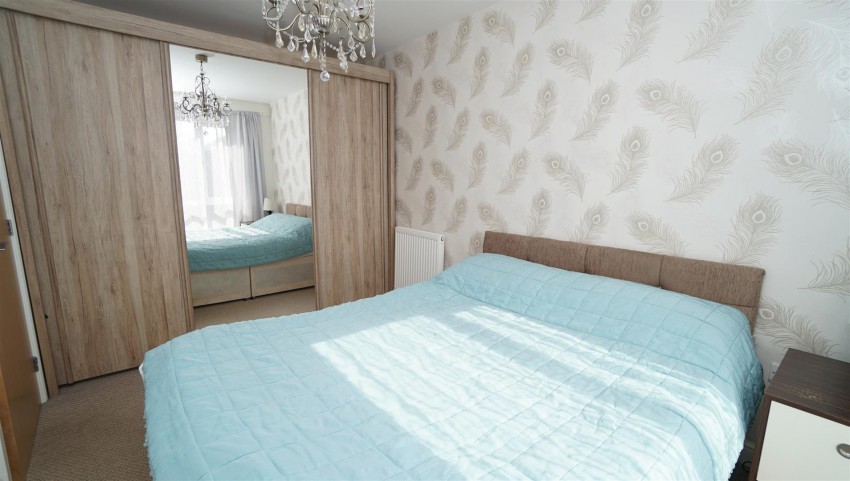 Images for Daisy Fields, Poplars Park, Bradford