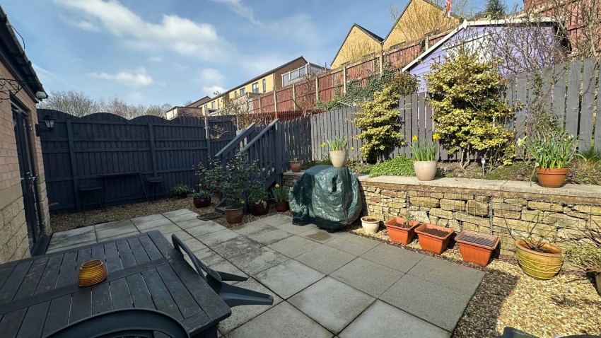 Images for Daisy Fields, Poplars Park, Bradford