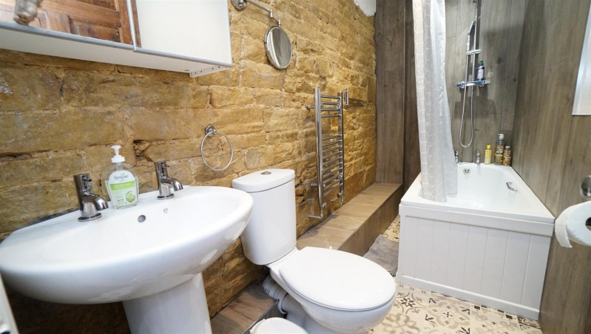 Images for Well Fold, Idle, Bradford