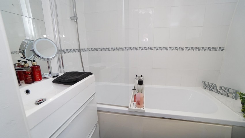 Images for Highfield Road, Idle, Bradford