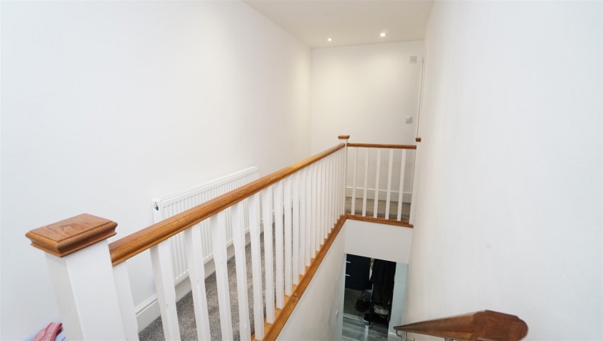 Images for Brackendale Drive, Thackley, Bradford
